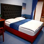 Pensionat Taverna & Wine Jeruzalem 3*