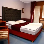 Taverna & Wine Jeruzalem Guest house